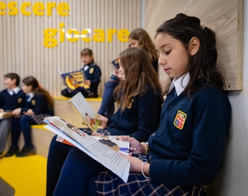Maestra Y Chicos